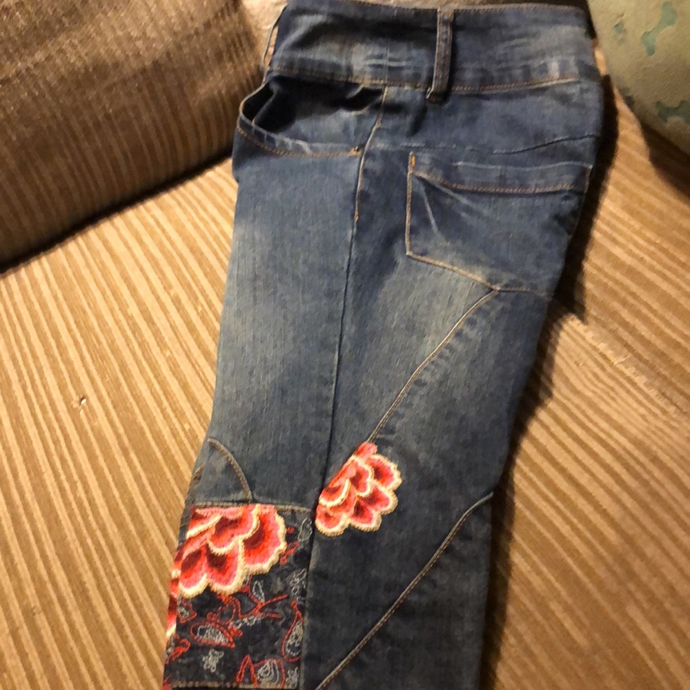 Japanese seam accent embroidered jeans - Picture 15 of 16